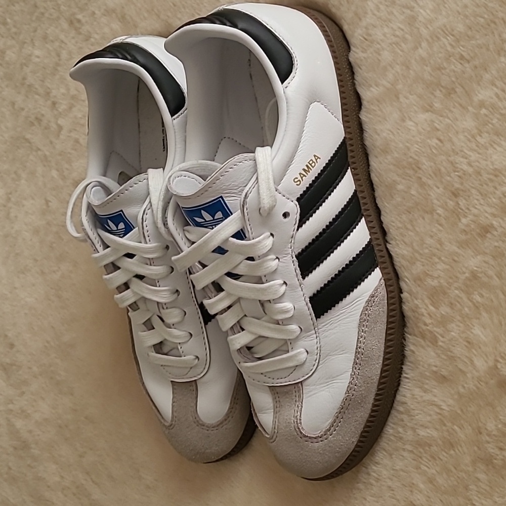Samba OG shoes in Cloud White / Core Black / Size 6 Men / 7 Women - Picture 5 of 11